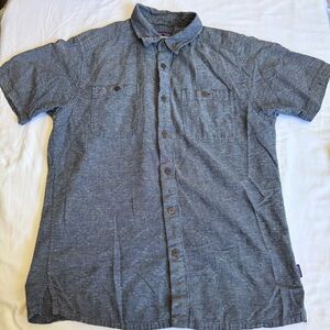 Patagonia Men's Back Step Short Sleeve Button Down Shirt